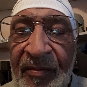 Meet your Posher, Charles